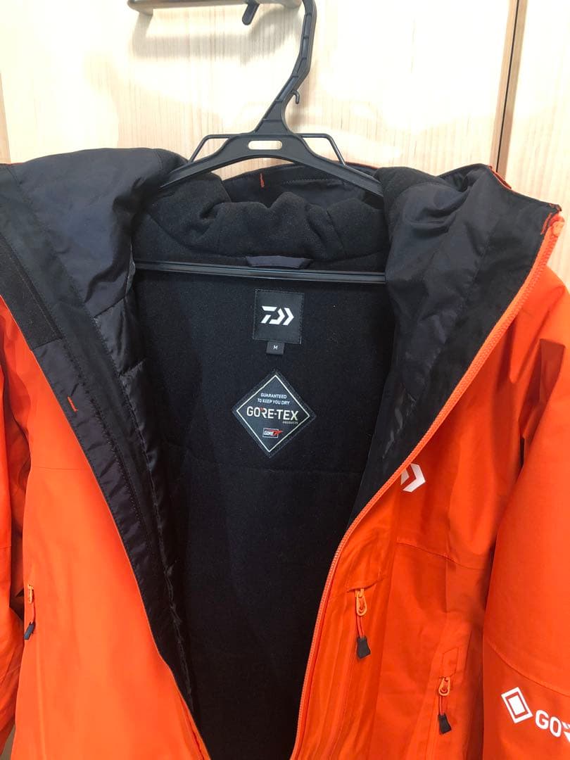 【極美品】ダイワ　エクストラロフトウインタージャケット　ゴアテックスMサイズ