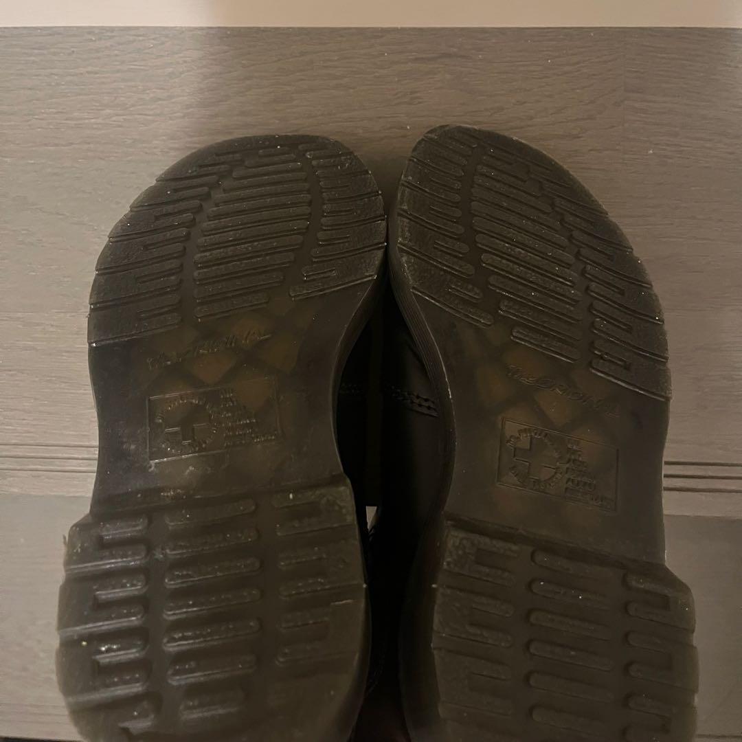 ホワイトステッチ チェルシーブーツ　ドクターマーチン