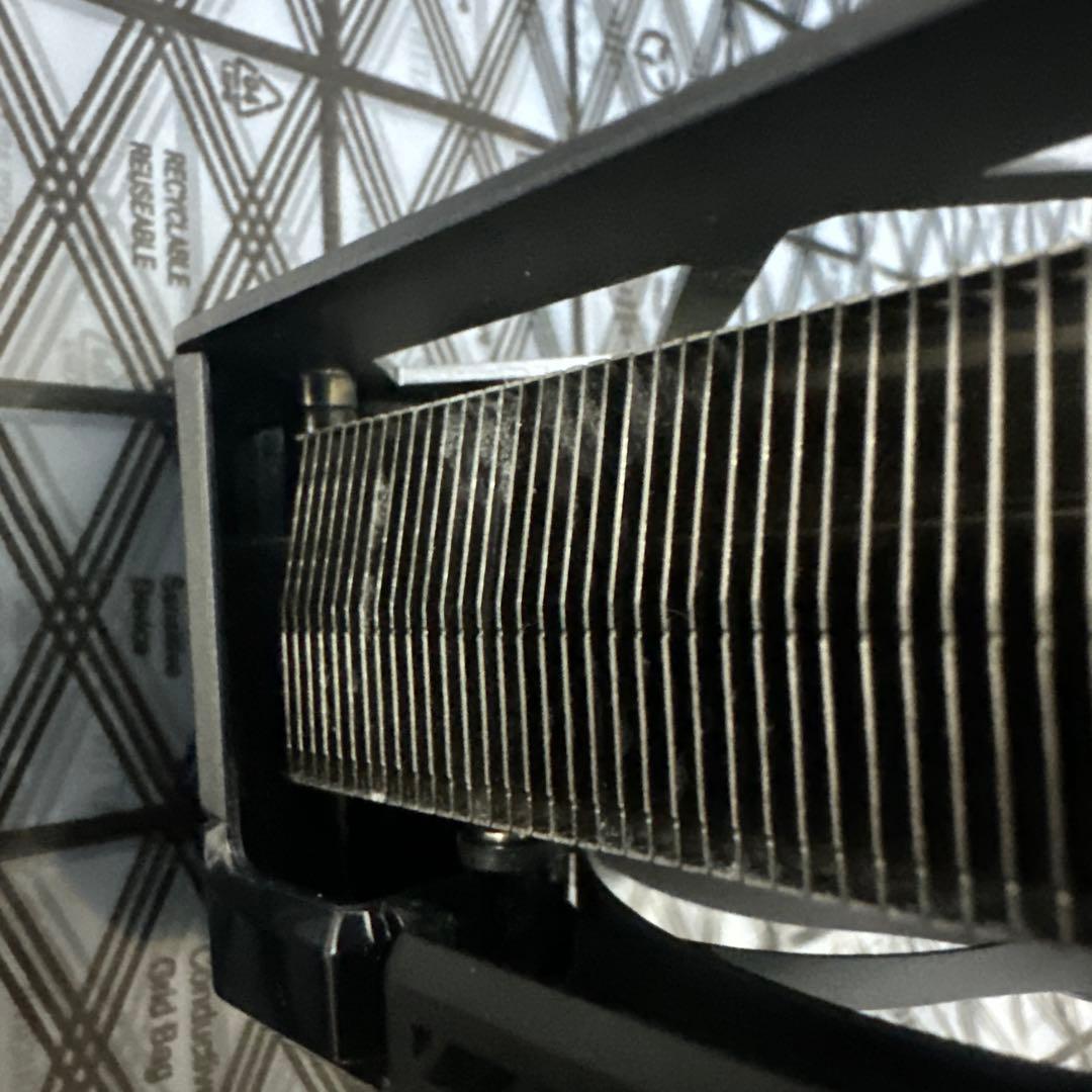 グラフィックボード・グラボ・ビデオカード ASUS Dual GeForce RTX 4070 SUPER OC 12GB