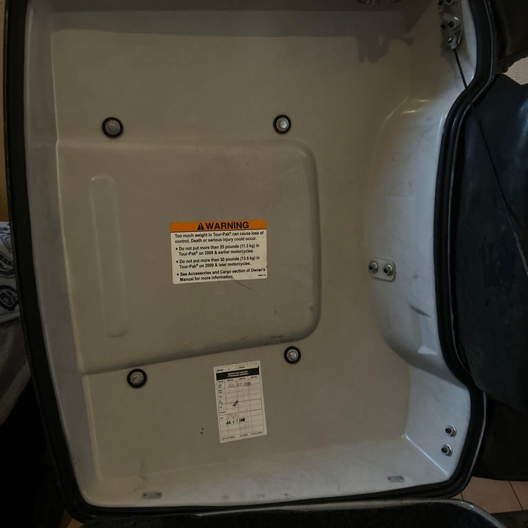 ハーレー　flhtcu-i 2001 純正　ツアーパック　スピーカー、キャリア付