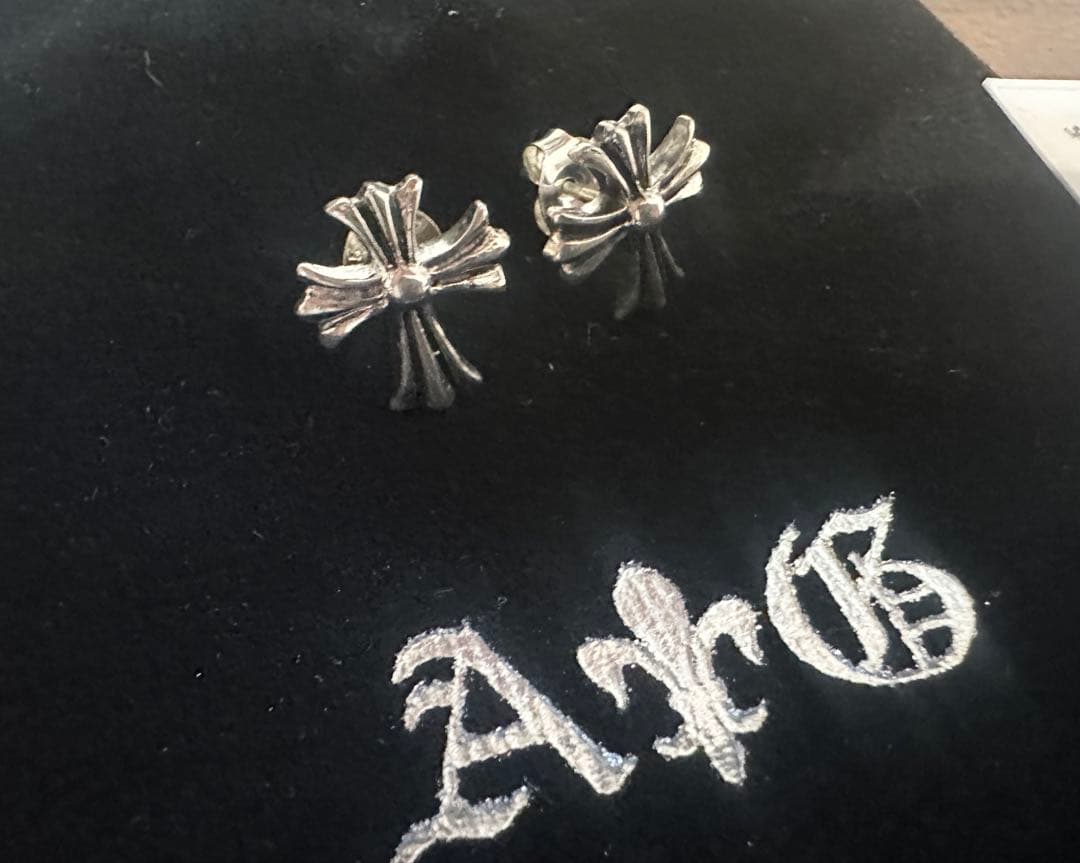 A&Gクロス ピアス