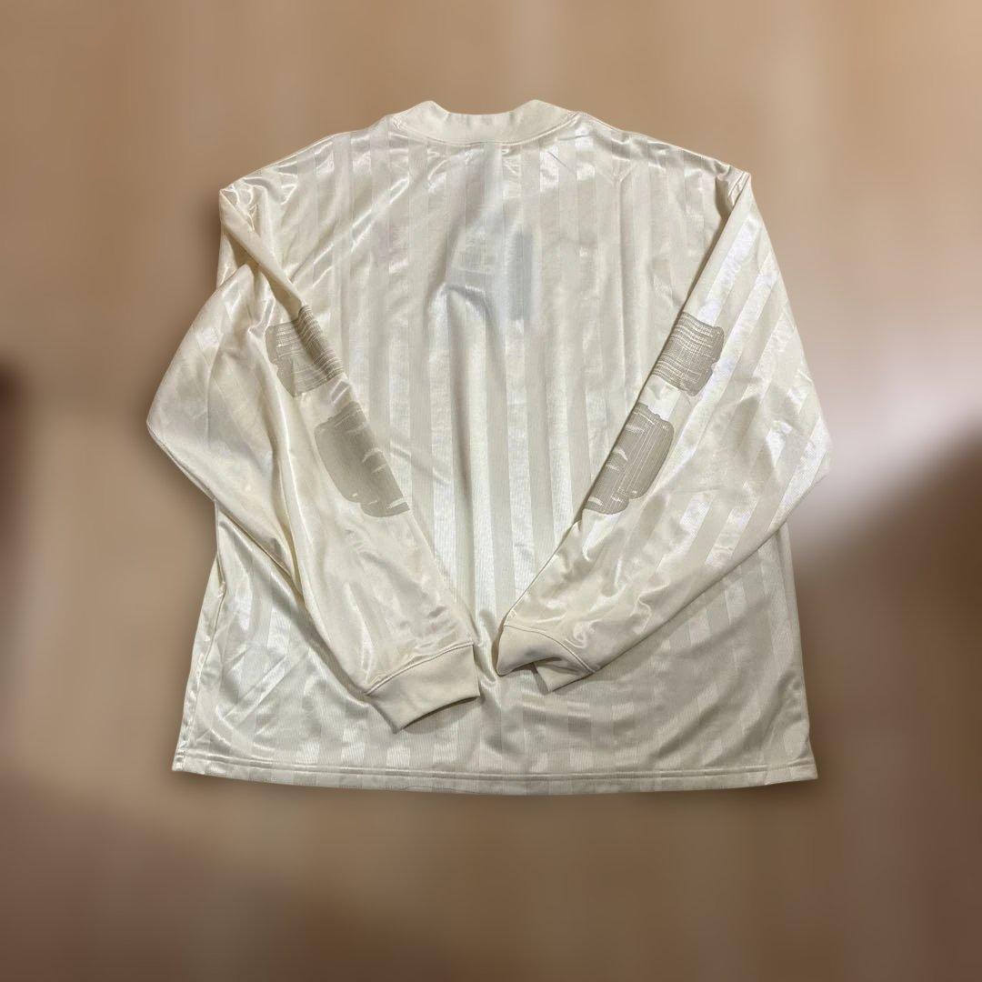 新品未使用 ナイキ リヴァプール AirMax ロンT / Mサイズ