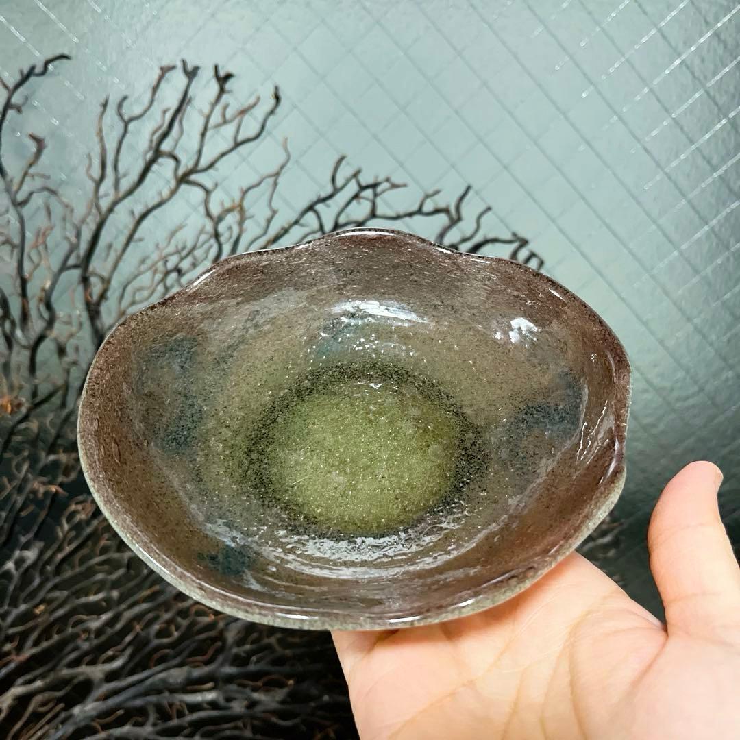 骨董　琉球ガラス　工芸ガラス　現代の名工　稲嶺盛吉　３色泡ガラス　小鉢