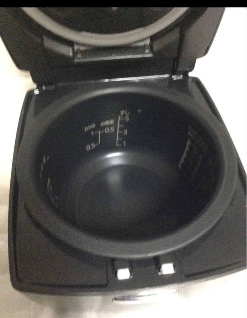 三菱 高級炊飯器 5.5合炊きMITSUBISHI 本炭釜 NJ-VW109-B