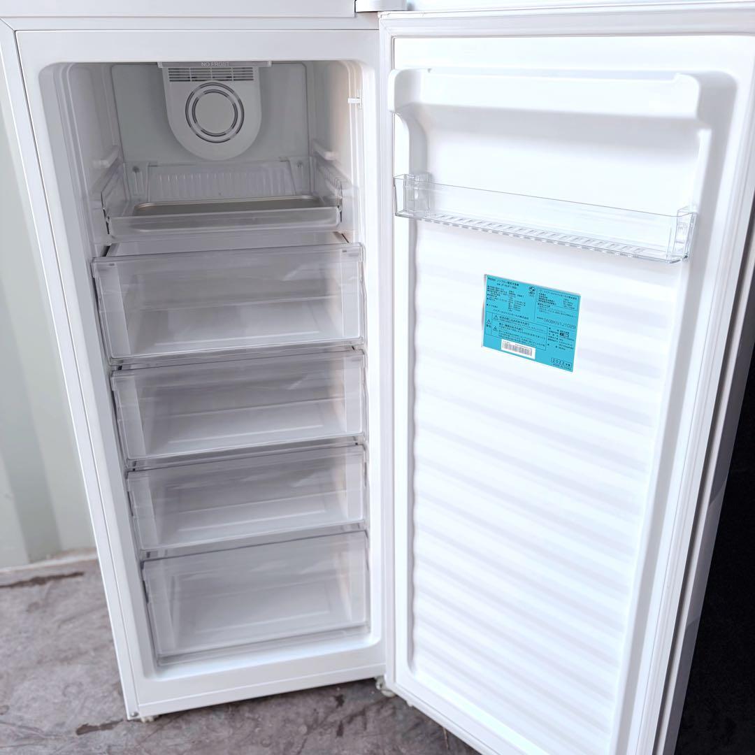 運搬取付無料！ホワイト純正Haierスリム冷凍庫！自動霜取り機能！完動超美品！