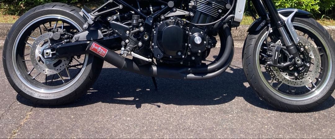 PMC ARCHI Z900RS 8BL 1ピースショート管マフラー　ブラック