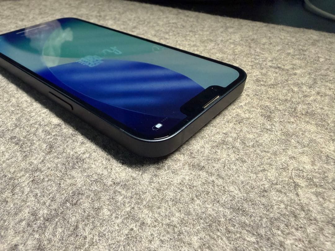 iPhone 13 128GB ミッドナイト 美品 バッテリー89% 初期化済