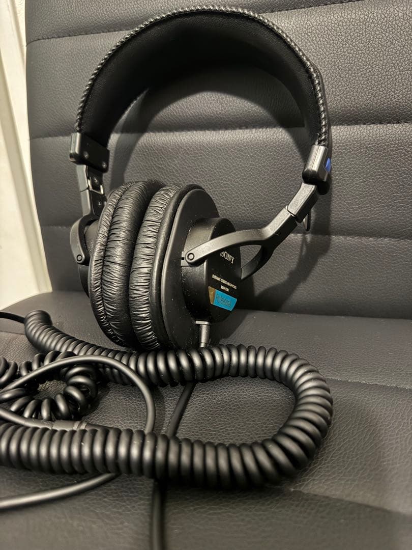 ヘッドホン SONY MDR-7506