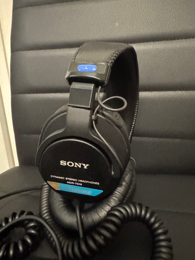 ヘッドホン SONY MDR-7506