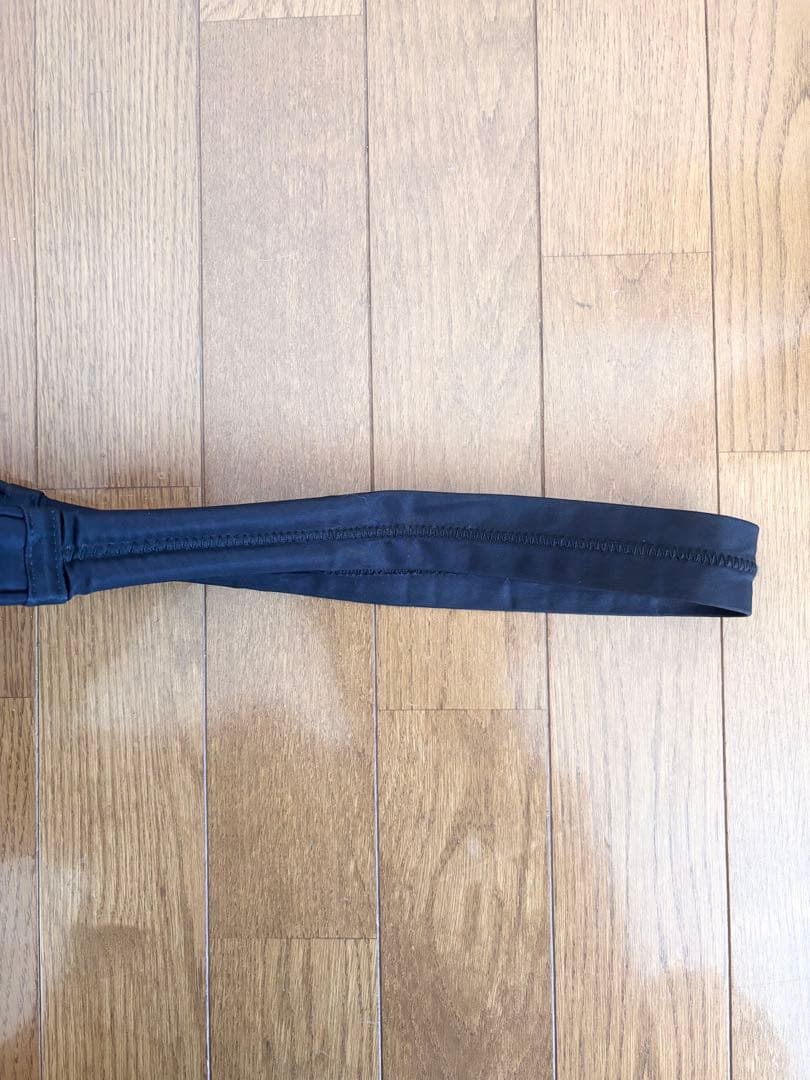 【美品】プラダ ワンショルダーバッグ ハーフムーン　ブラック