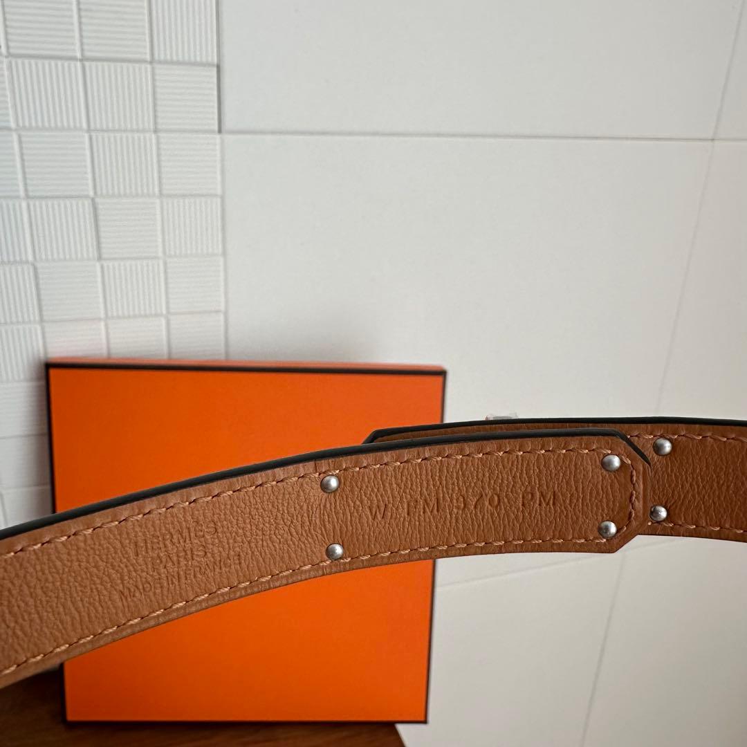 【新品未使用】エルメス ケリーベルト　エトゥープ　シルバー金具 【安心鑑定可】