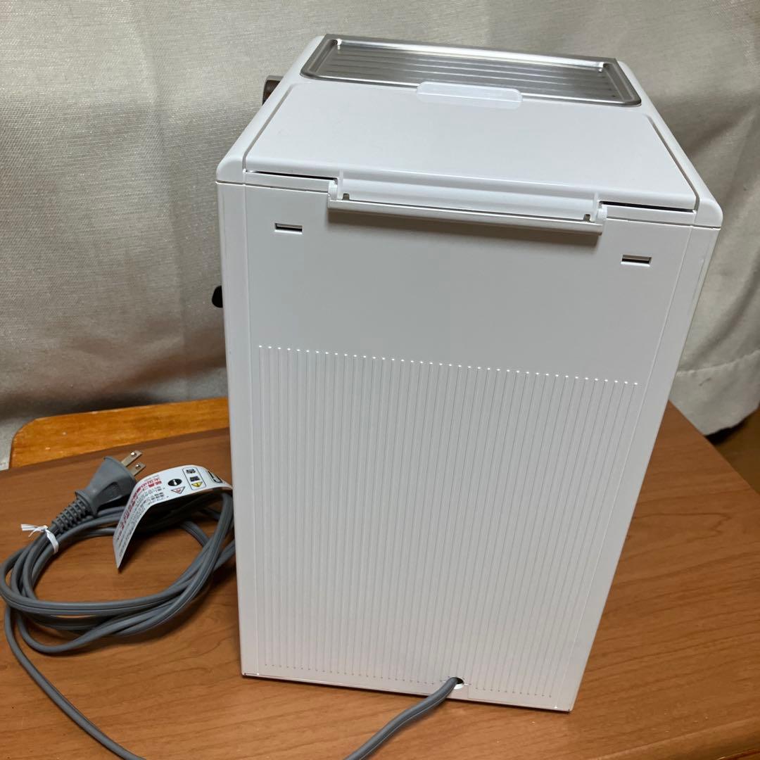 DeLonghi デロンギエスプレッソマシン ECP3220J