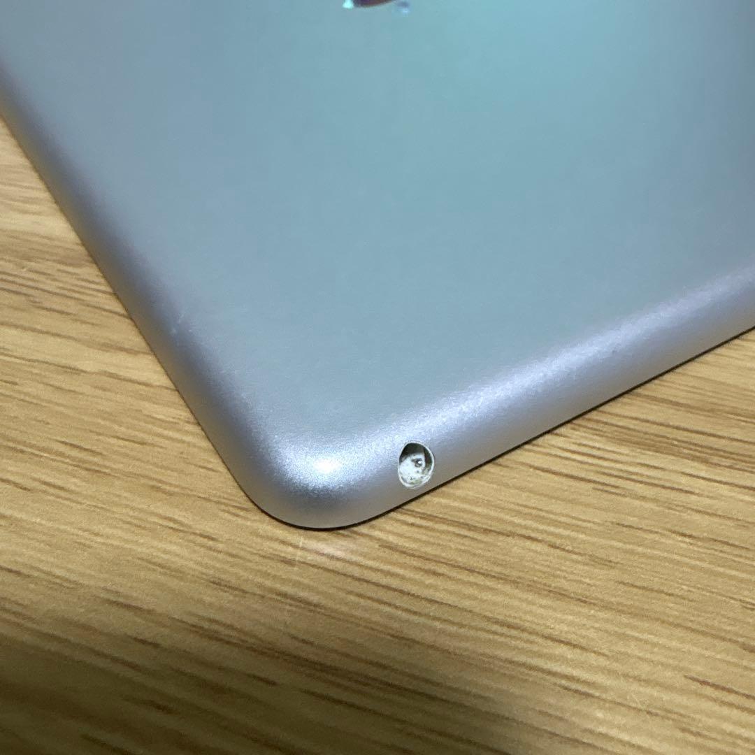 iPad 第7世代　無印　128GB 本体　箱無し
