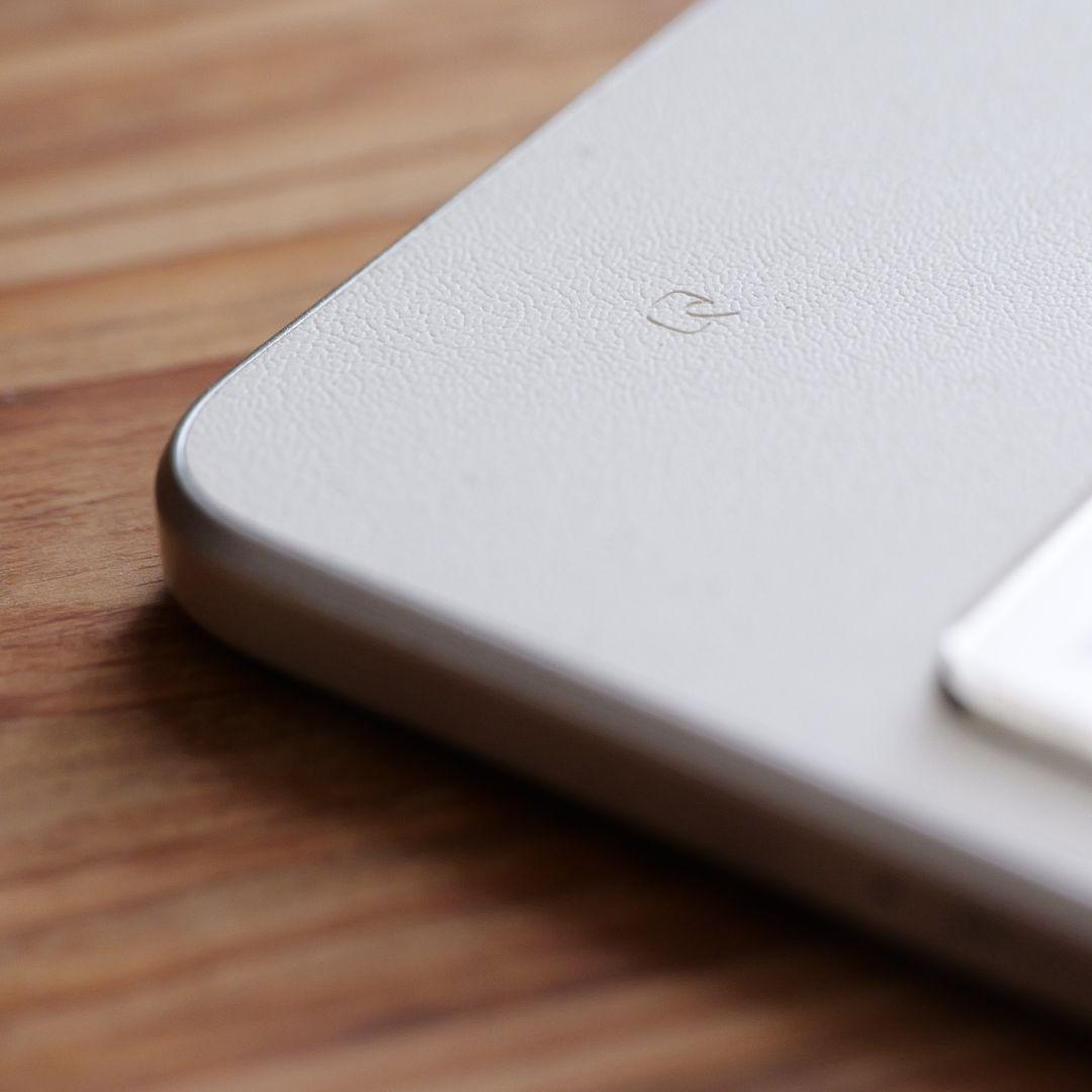 Motorola g64y　バニラクリーム　女性使用　美品