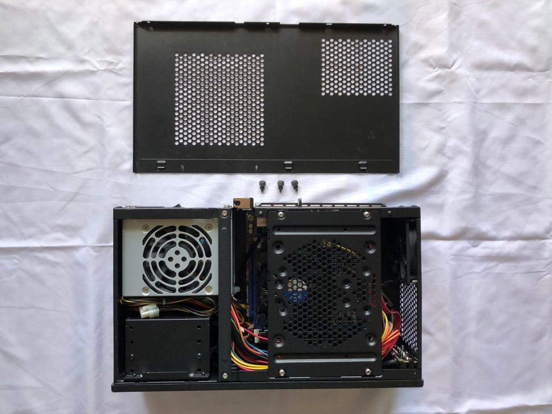 【中古品】SilverStone ML05B +CPU・M/B・メモリ・SSD