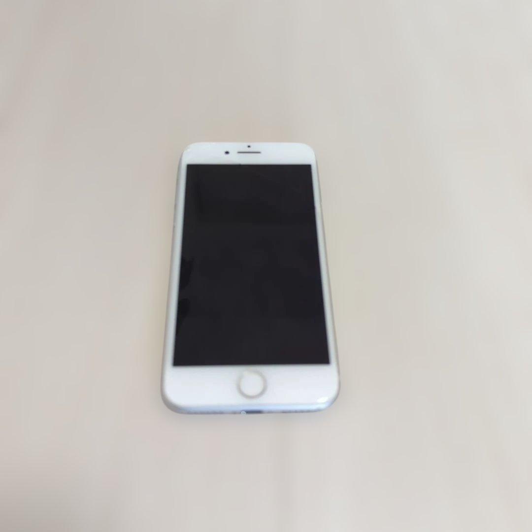 iPhone8 シルバー 64GB 本体