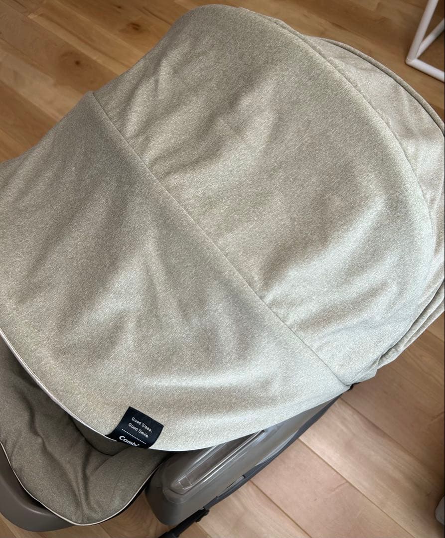 combi ネムリラAUTO SWING BEDi