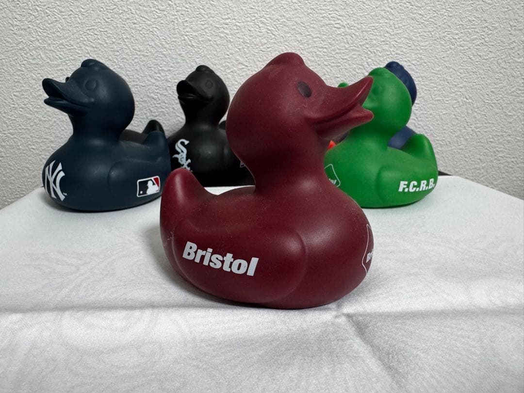 F.C.Real Bristol FCRB ラバーダック 7個セット MLB