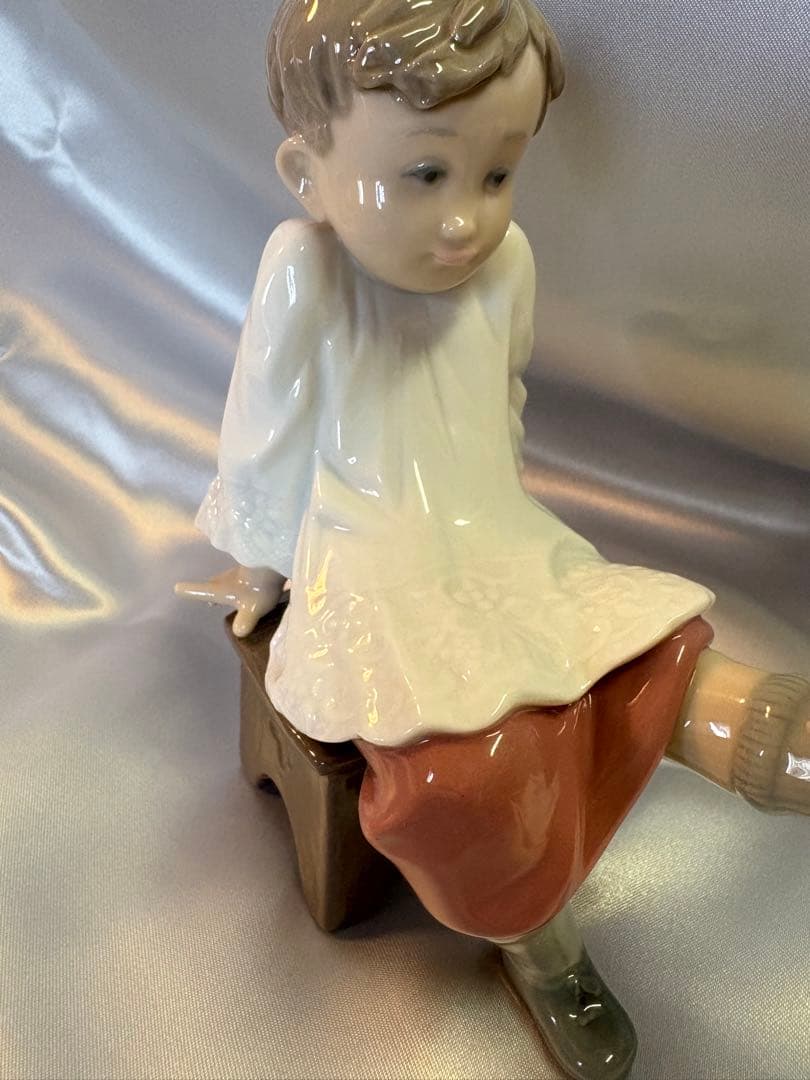 リヤドロ　神父様のお手伝い