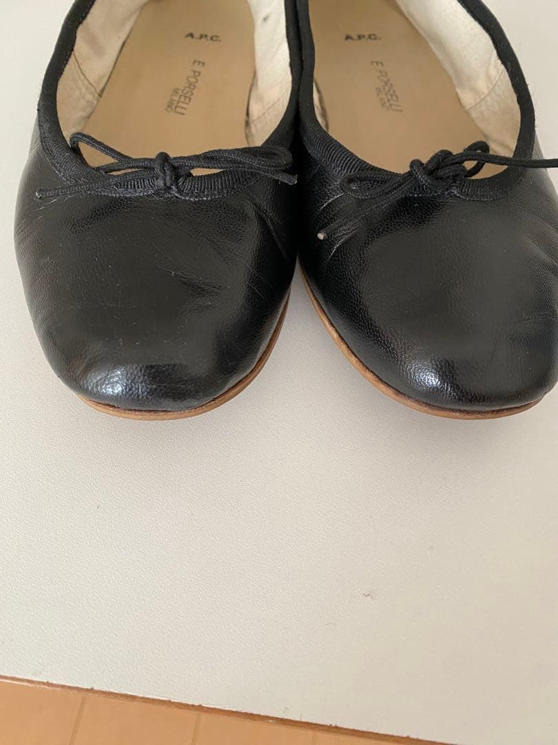 A.P.C. E. Porselli ブラックバレエシューズ38