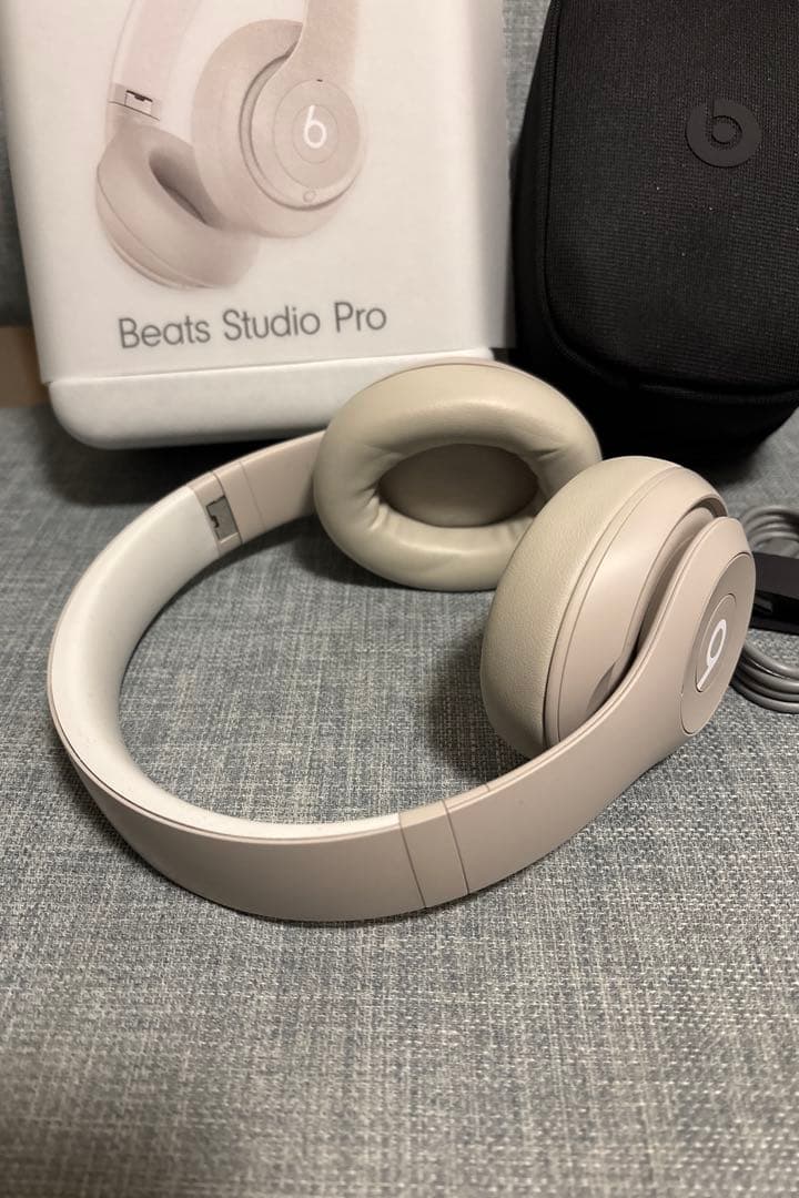 【美品】Beats Studio Pro ワイヤレスヘッドホン アイボリー