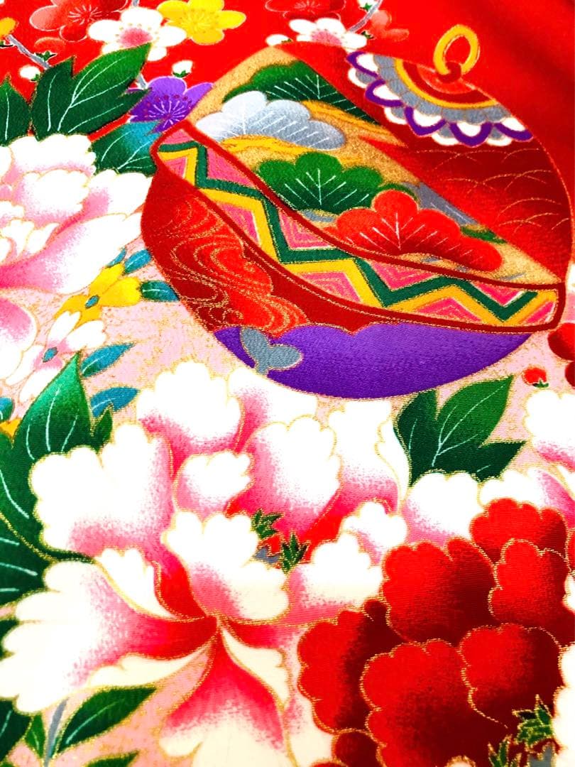 七五三七歳❣️新品着物✨赤地手毬蝶々花金彩⭐︎作り帯楽々⭐︎完全フルセット銘品