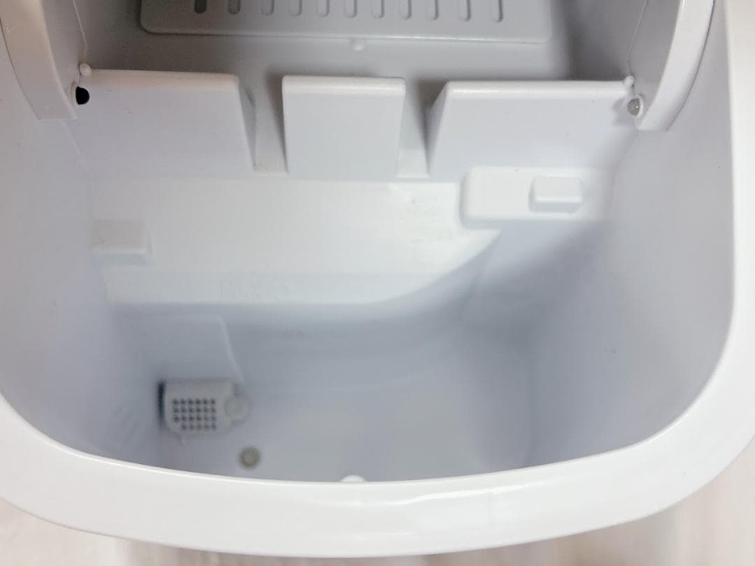 MTK　LIVZA ICE-C01 コンパクト高速製氷機