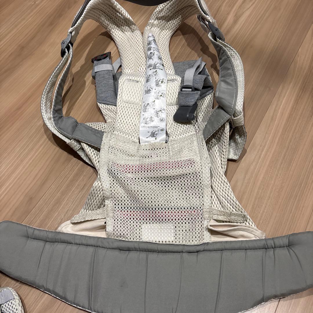 メッシュ　抱っこ紐 クリーム　ハーモニー　ベビージョルン