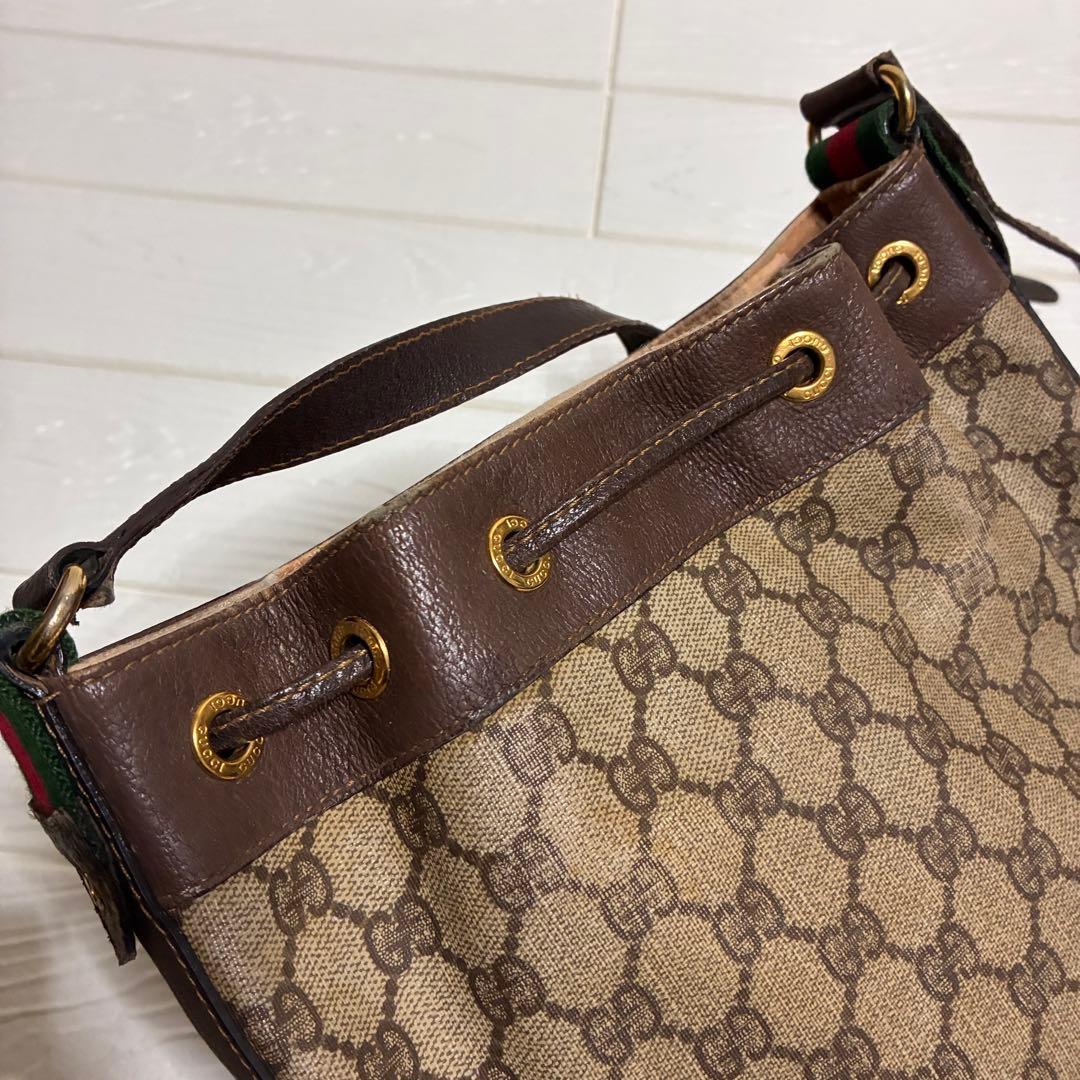 グッチ ショルダーバッグ シェリーライン GGスプリーム PVCライン