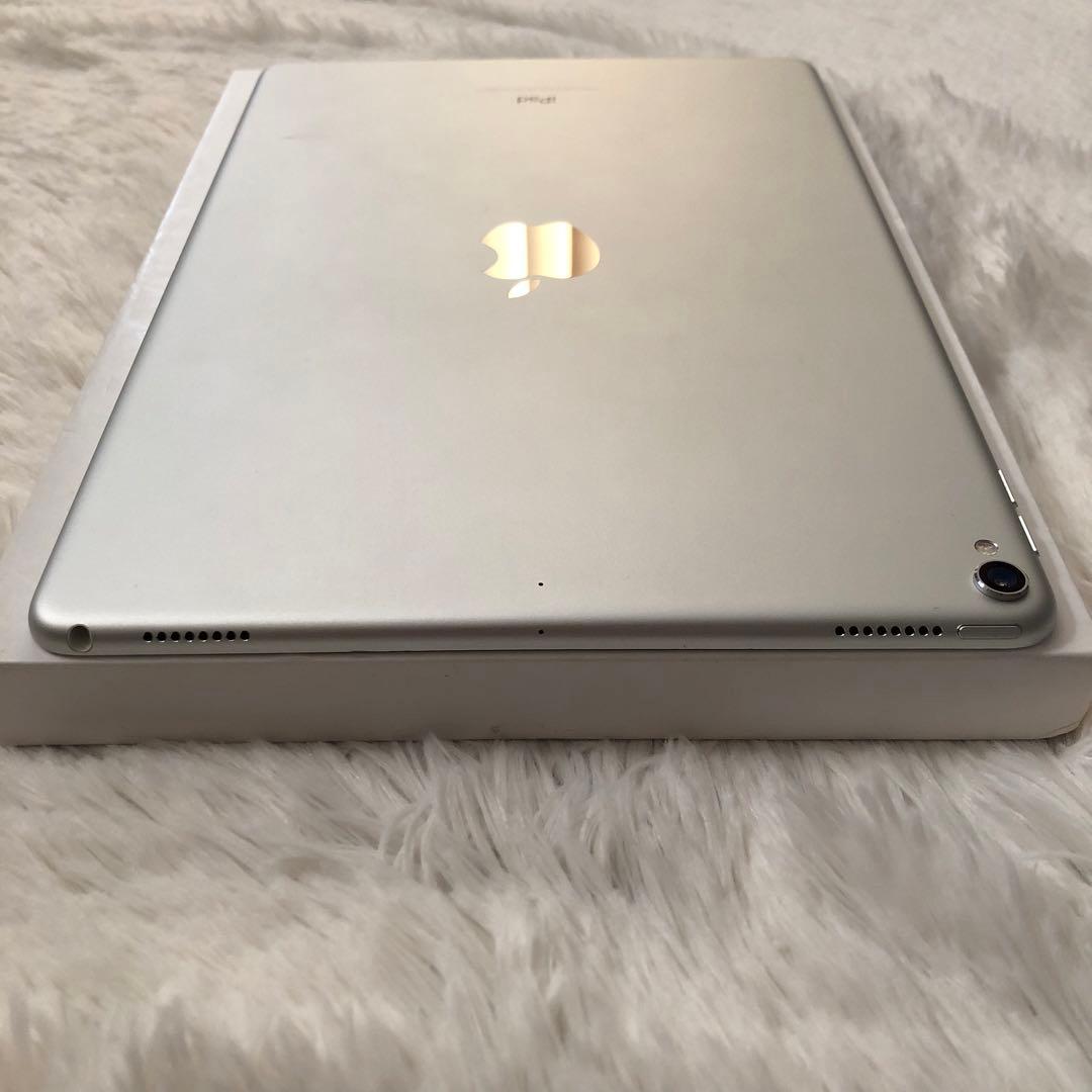 【完動品】iPad Pro 10.5 256GB Wi-Fi【すぐ発送】