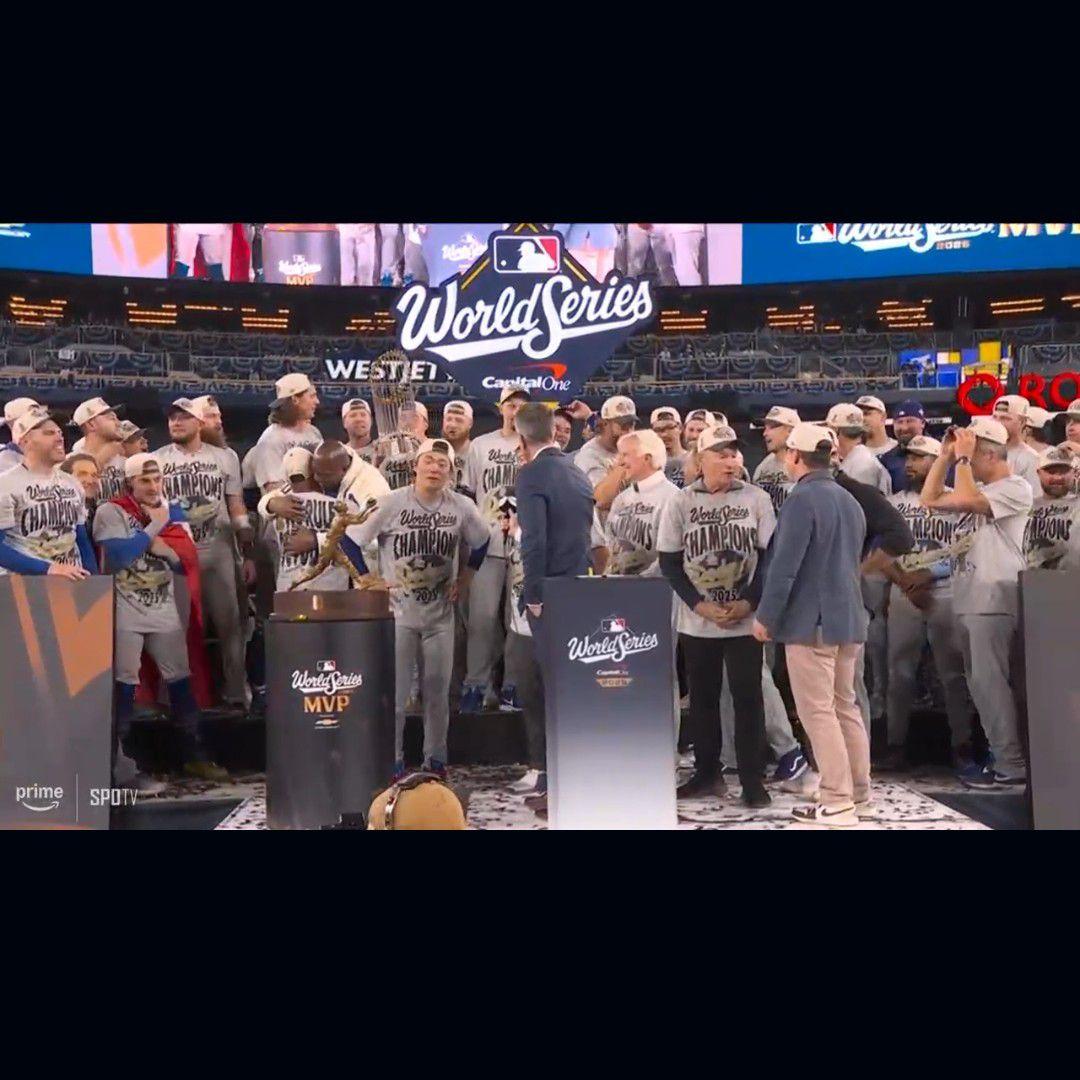 大谷翔平/ロサンゼルス・ドジャース／ワールドシリーズ優勝／Tシャツ XL