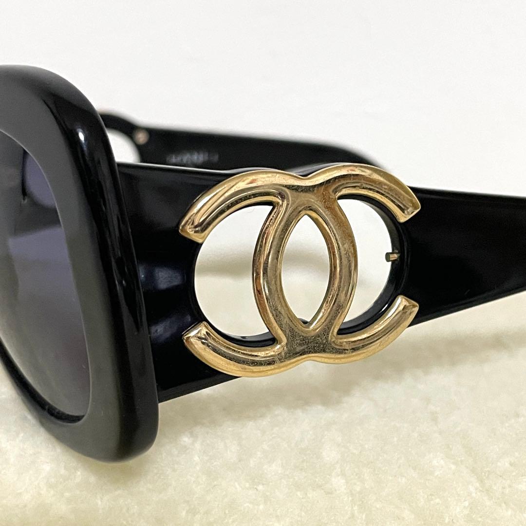 CHANELサングラス　ココマーク