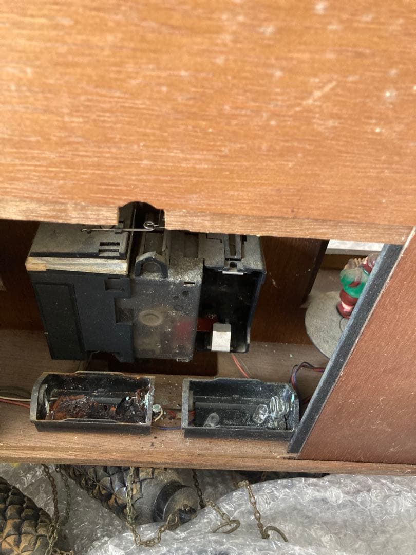 ジャンク品　木製振り子鳩時計 レトロ