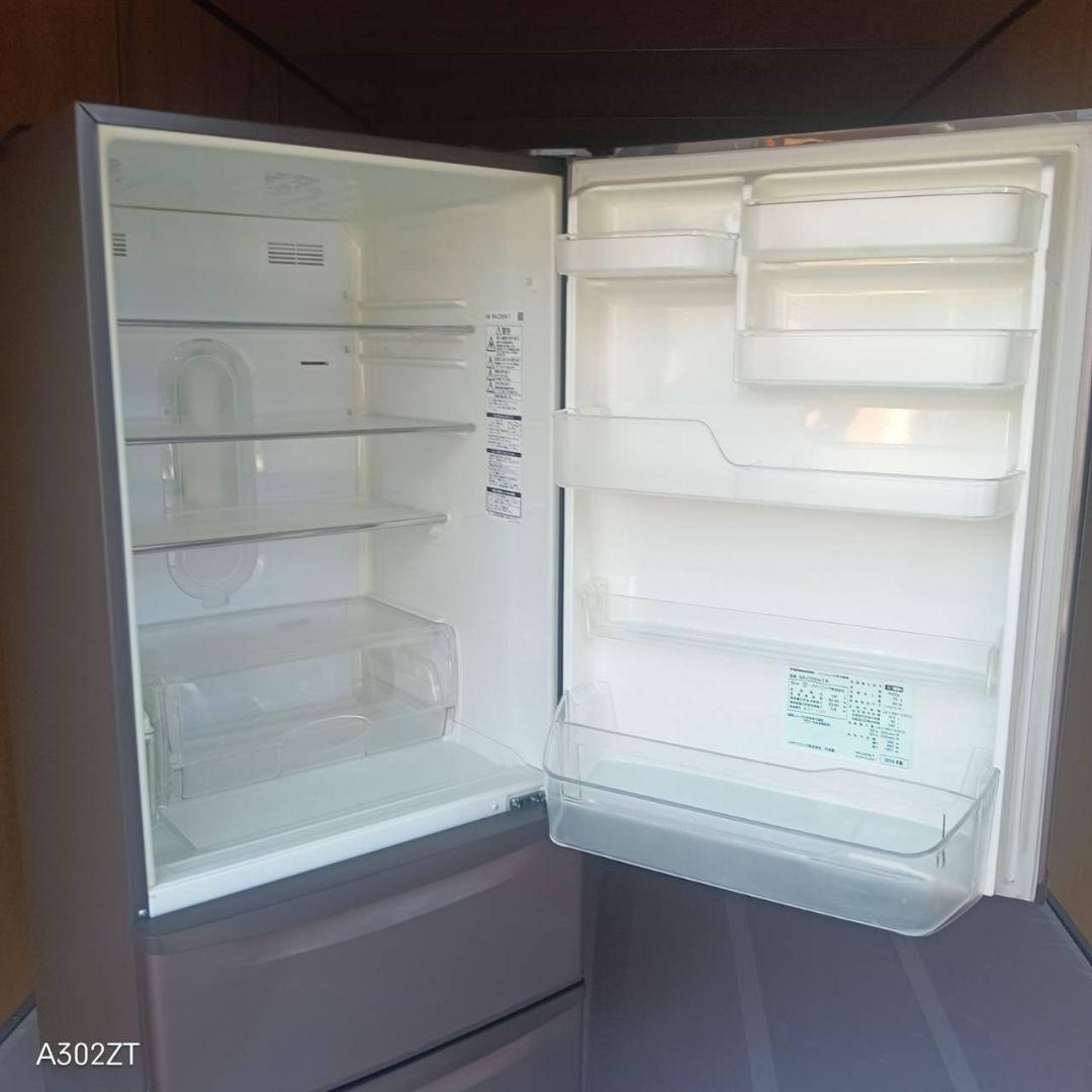 C06D4 送料設置無料　Panasonic　自動製氷機能付大型冷蔵庫　315L