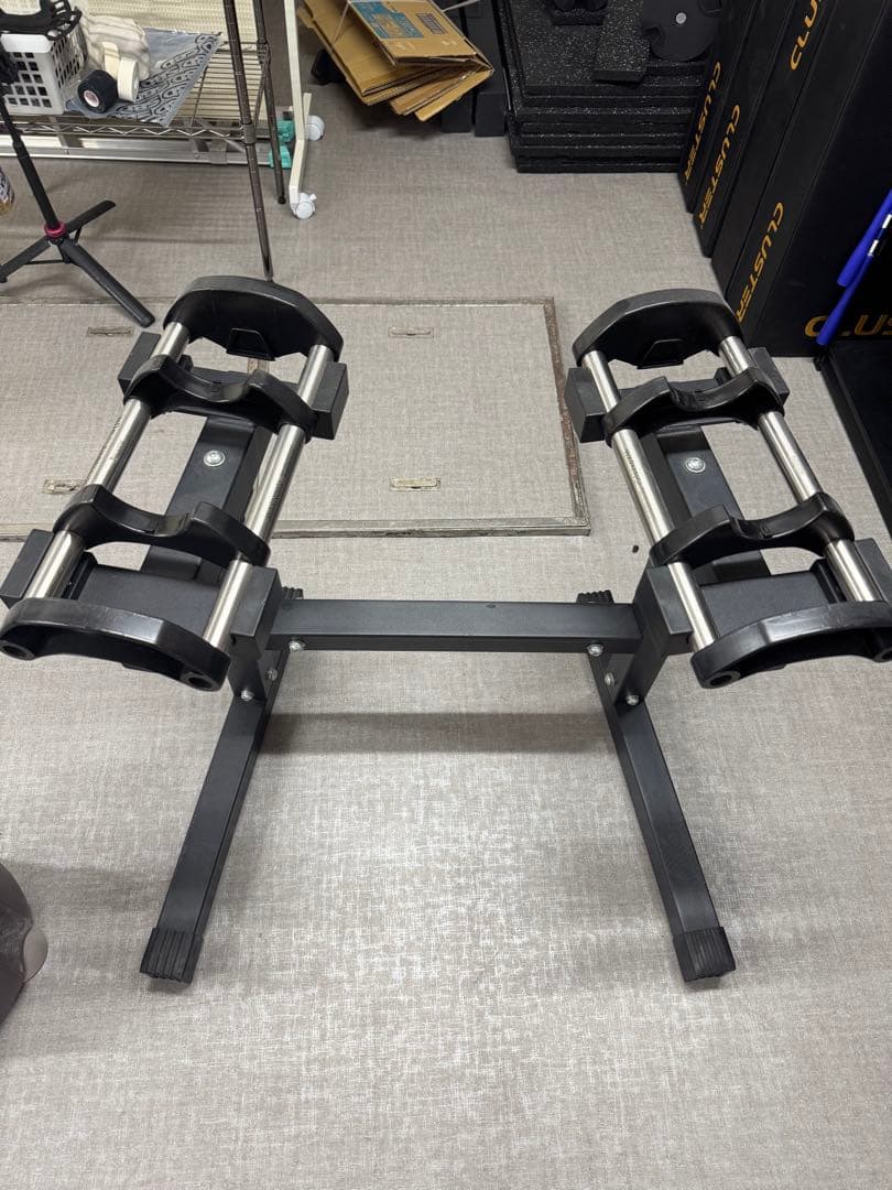 可変式ダンベル フレックスベル　スタンド付き ブラック　4キロ刻み