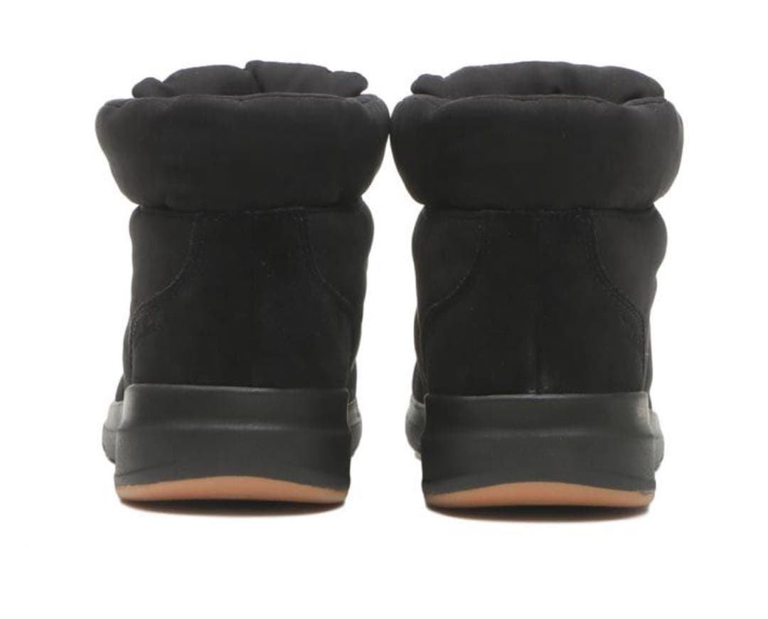 Skechers女性用ブーツ　Glacial Ultra Slip-ins