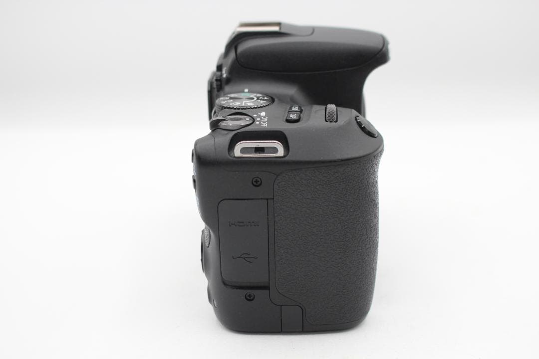 Canon キヤノン EOS Kiss X9 ボディ◆0079