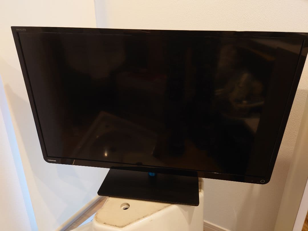 【美品】TOSHIBA/東芝 液晶テレビ REGZA 32型 32S7 付属品