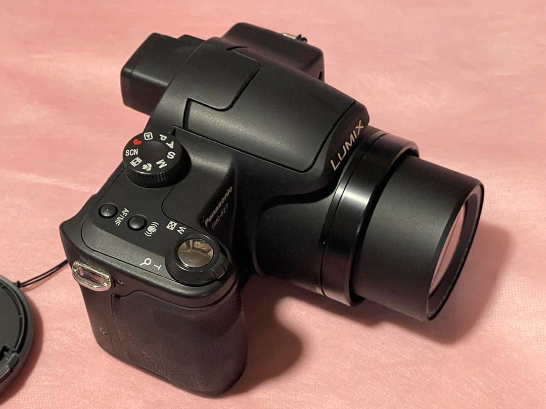 デジタルカメラ Panasonic LUMIX DMC-FZ7