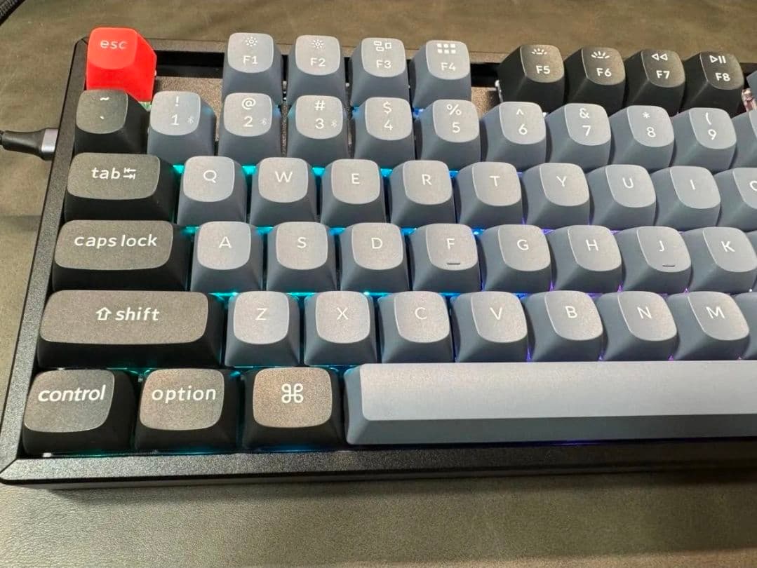 【中古品】Keychron K8 Pro 茶軸 US配列 キーボード