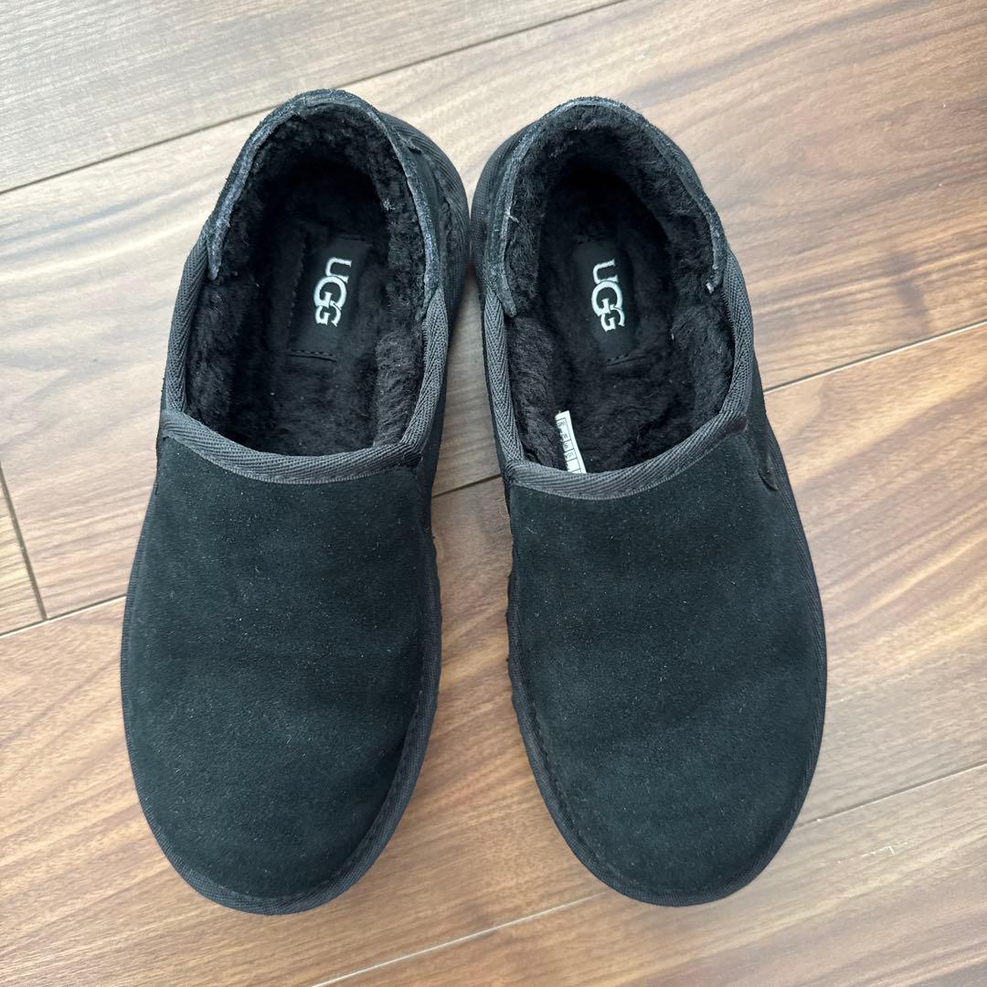 靴 UGG KENTON