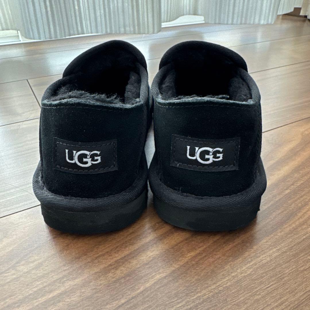 靴 UGG KENTON