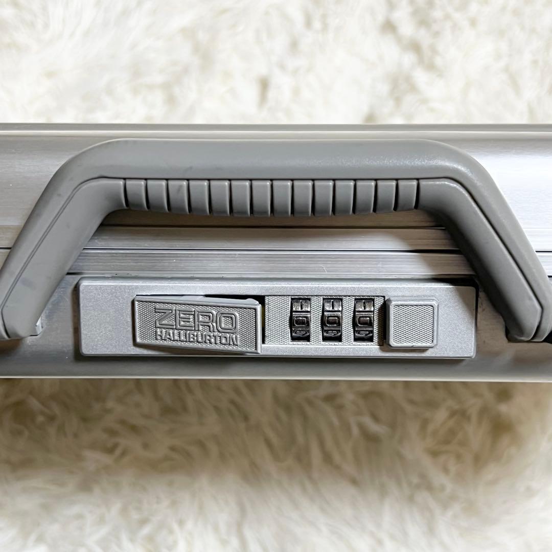 【良品】 アタッシュケース　ビジネスバッグ　 アルミ ゼロハリバートン