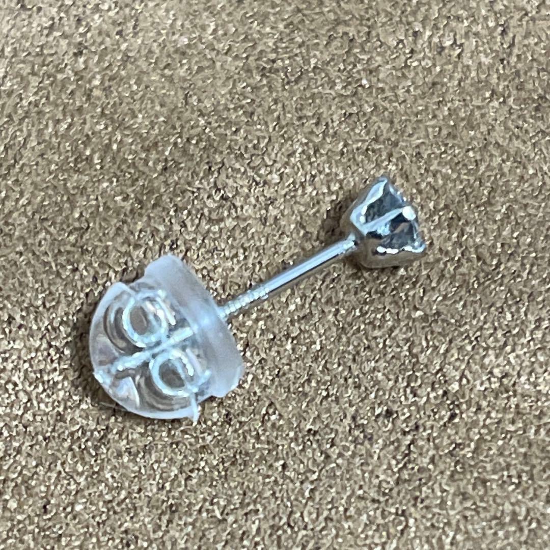 PT900 天然ダイヤモンド 一粒 0.1カラット 片耳ピアス