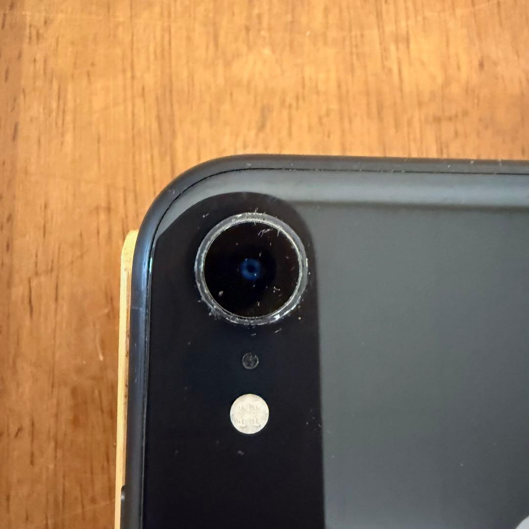 ● 美品 iPhone XR 64GB ブラック MT002J/A au