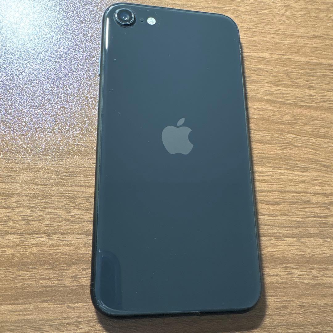 A*I様 Apple iPhone SE 第2世代 本体