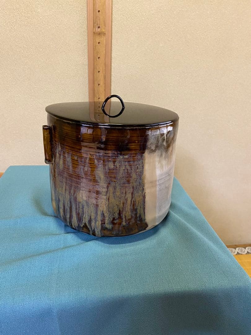 ⭐️本日限定⭐️茶道具/水指 高取耳付水指 十四代 亀井味楽 共箱 塗蓋