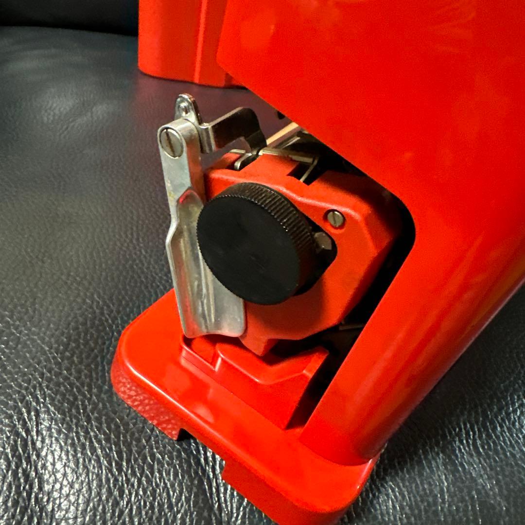 Olivetti オリベッティValentineタイプライター 赤バケツ　現状品