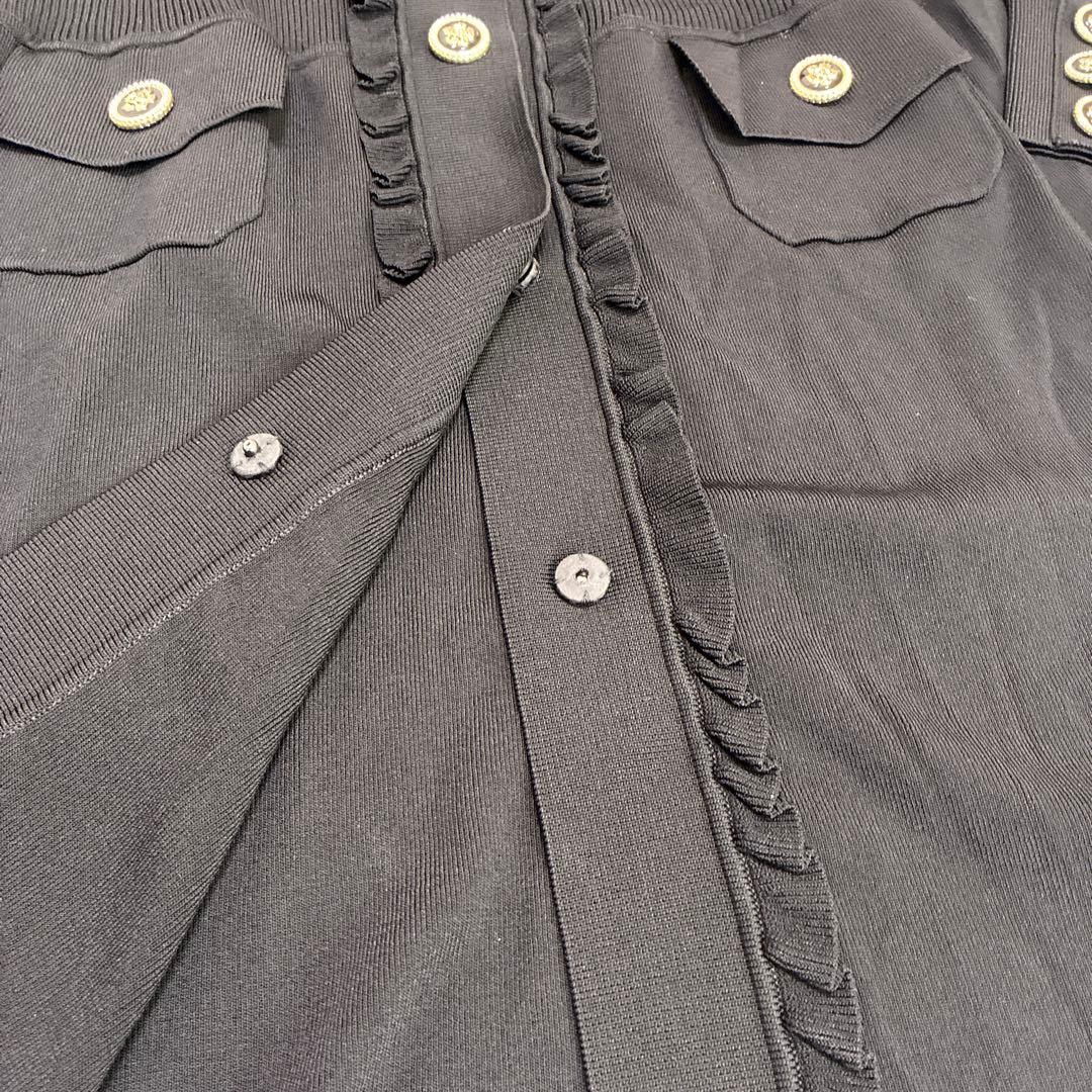 スーパービューティー☆44☆新品タグ付金ボタン飾りの襟付きニットカーディガン