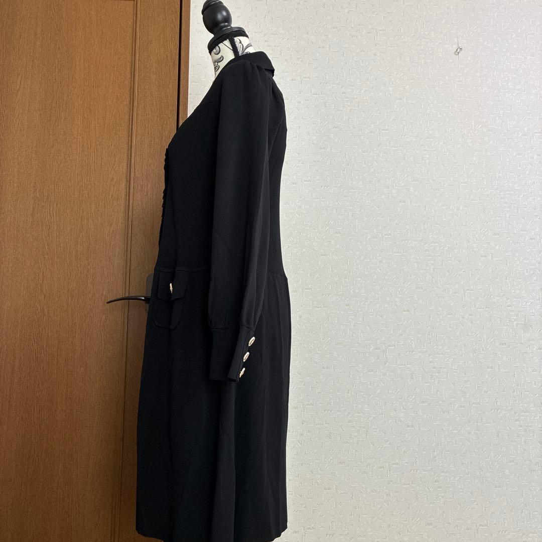 スーパービューティー☆44☆新品タグ付金ボタン飾りの襟付きニットカーディガン